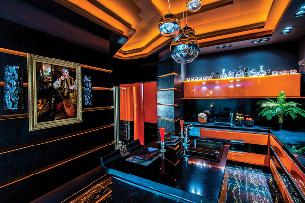 Фотография: Кухня и столовая в стиле Хай-тек, Квартира, Дома и квартиры, Интерьеры звезд, Проект недели, Москва – фото на INMYROOM