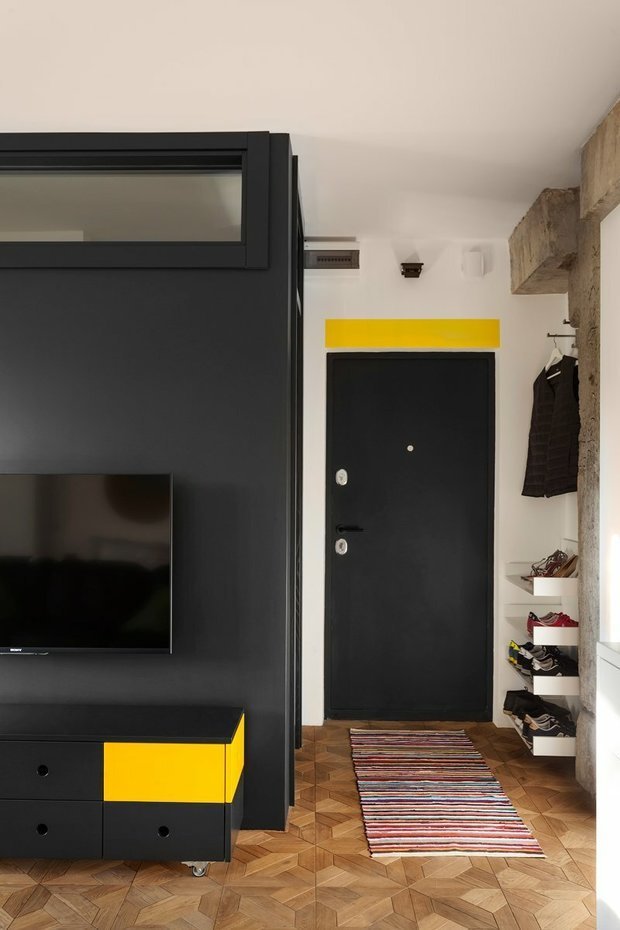 Фотография: Прихожая в стиле Лофт, Скандинавский, Перепланировка, Хрущевка – фото на INMYROOM