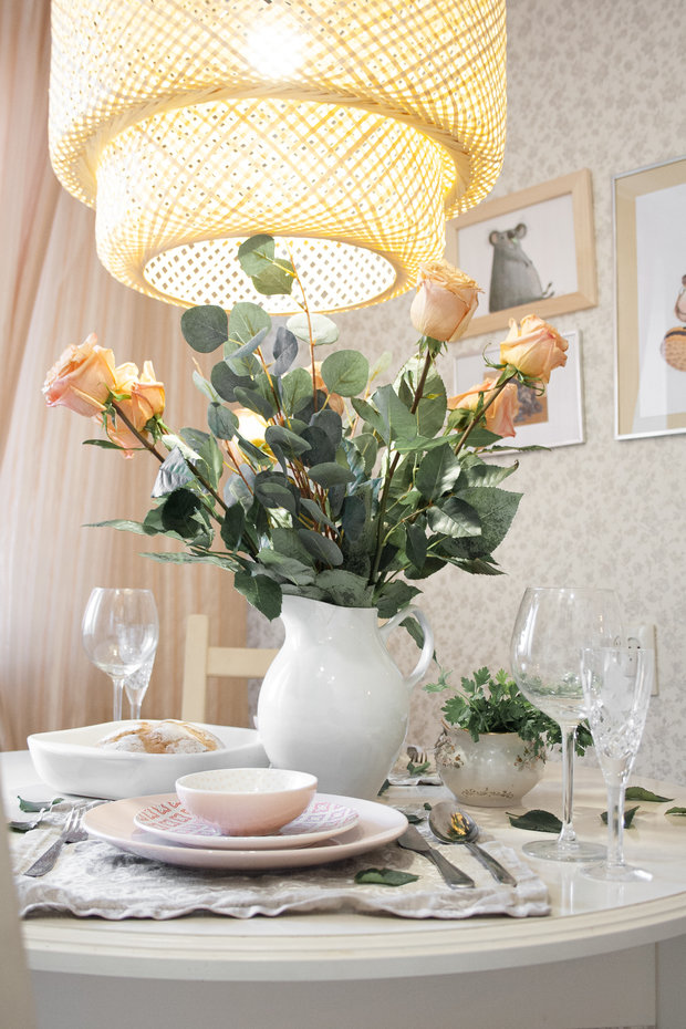 Фото из портфолио Освежающий и легкий интерьер кухни – фотографии дизайна интерьеров на INMYROOM