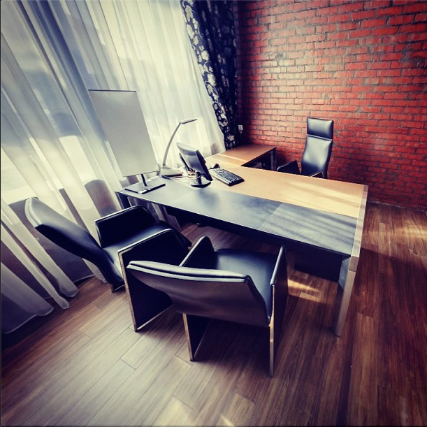 Фото из портфолио Офис. Шоу-рум. Проспект-Москва – фотографии дизайна интерьеров на INMYROOM