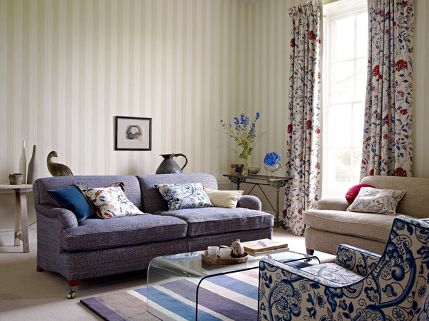 Фотография: Гостиная в стиле Эклектика, Декор интерьера, Декор дома, Обои – фото на INMYROOM