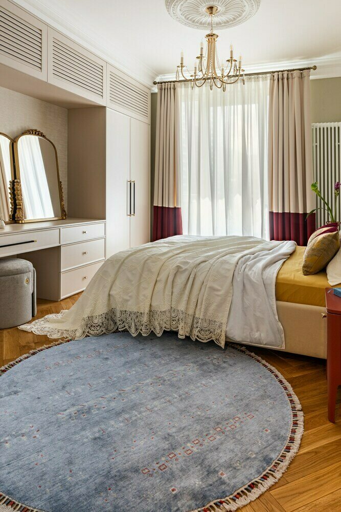 Фотография: Спальня в стиле Классический, Современный, Квартира, Проект дня, 2 комнаты, 60-90 метров, Алматы, Студия Mondial, Анастасия Халина – фото на INMYROOM Фотография: Спальня в стиле Классический, Современный, Квартира, Проект дня, 2 комнаты, 60-90 метров, Алматы, Студия Mondial, Анастасия Халина – фото на INMYROOM