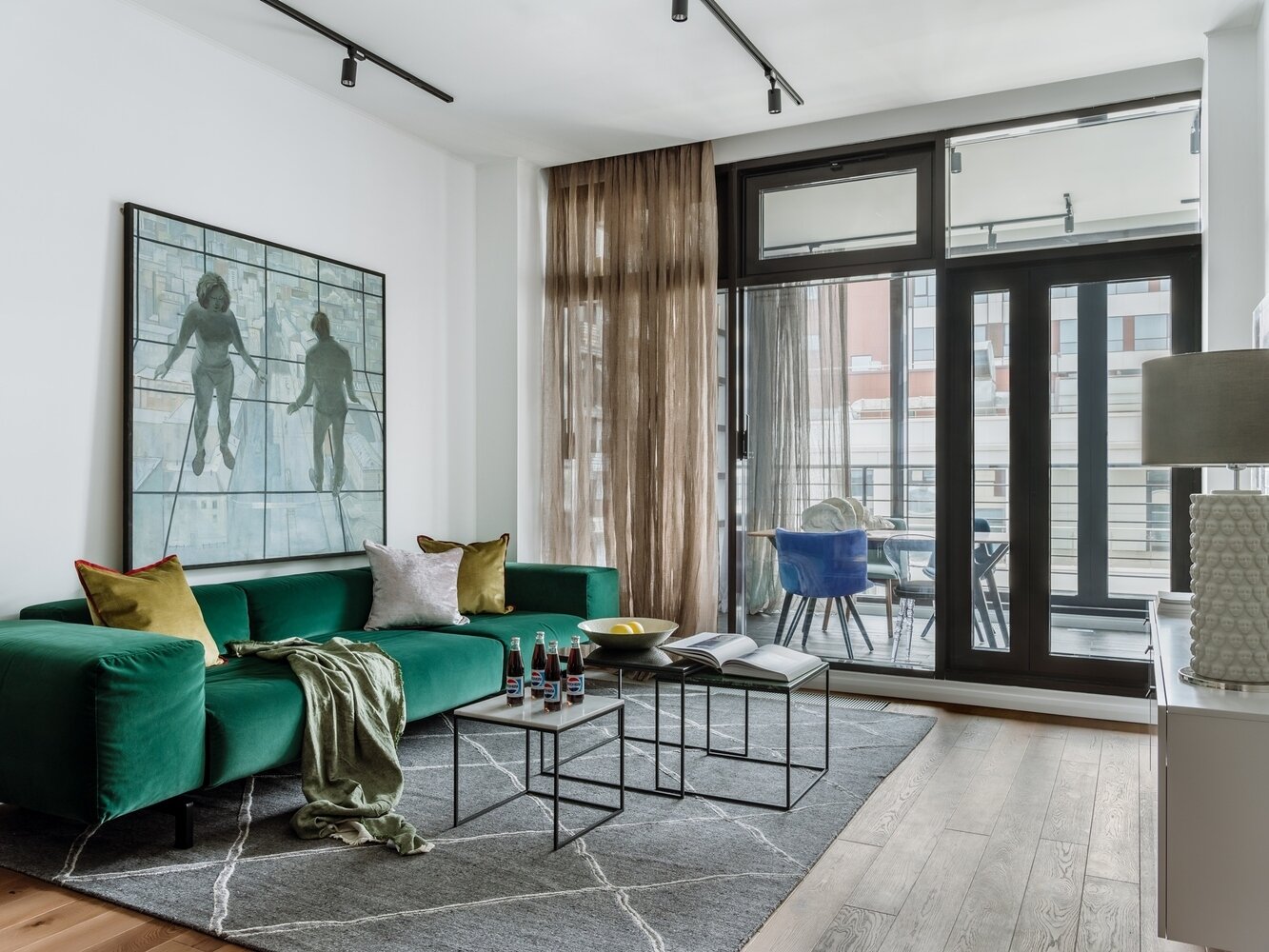 Фотография: Гостиная в стиле Современный, Квартира, Проект недели, Москва, Монолитный дом, 2 комнаты, 60-90 метров, Studio DA – фото на INMYROOM Фотография: Гостиная в стиле Современный, Квартира, Проект недели, Москва, Монолитный дом, 2 комнаты, 60-90 метров, Studio DA – фото на INMYROOM