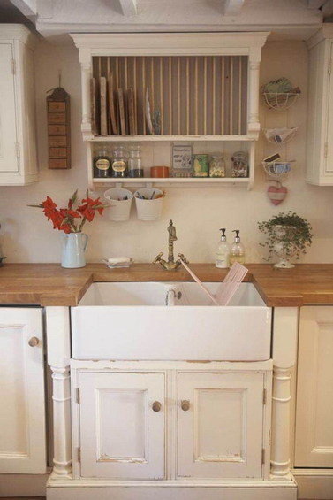 Фотография: Кухня и столовая в стиле Прованс и Кантри, Классический, Скандинавский, Современный – фото на InMyRoom.ru