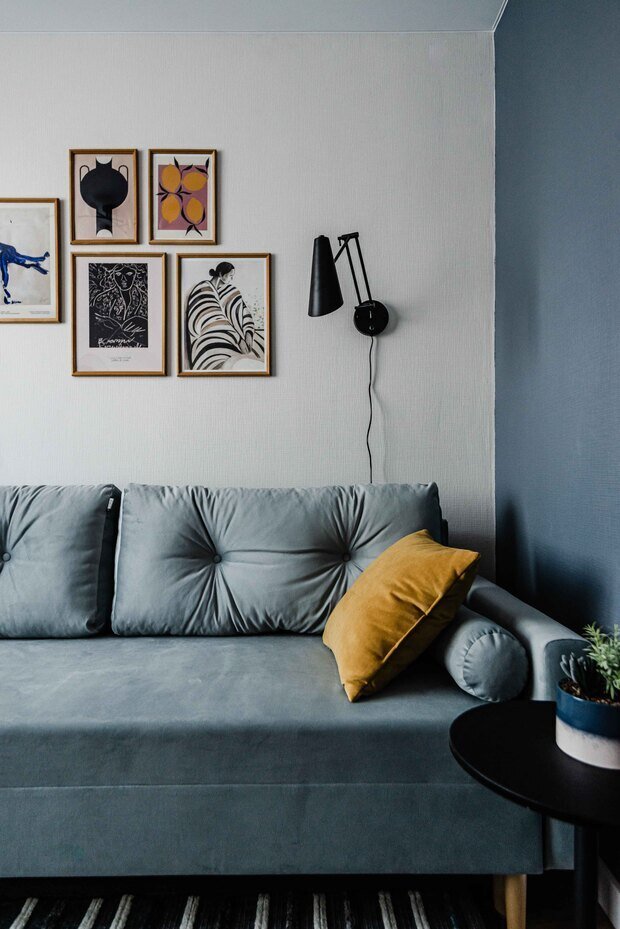 Фотография: Гостиная в стиле Скандинавский, Современный, Малогабаритная квартира, Квартира, Проект дня, Сталинка, 2 комнаты, до 40 метров – фото на INMYROOM