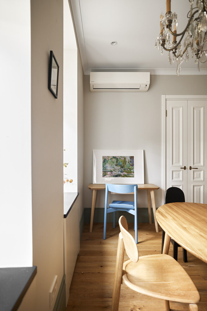 Фотография: Гостиная в стиле Современный, Минимализм, Квартира, Проект недели, Санкт-Петербург, Кирпичный дом, 3 комнаты, 60-90 метров, DSGN HUB, Винтажный – фото на INMYROOM Фотография: Гостиная в стиле Современный, Минимализм, Квартира, Проект недели, Санкт-Петербург, Кирпичный дом, 3 комнаты, 60-90 метров, DSGN HUB, Винтажный – фото на INMYROOM