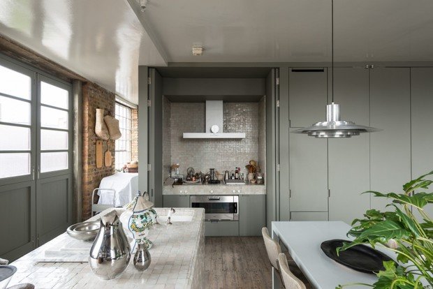 Фото из портфолио  Зелёные яркие пятна в интерьере – фотографии дизайна интерьеров на INMYROOM