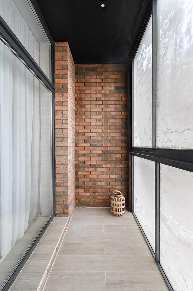 Фотография: Балкон в стиле Современный, Минимализм, Квартира, Проект недели, Красногорск, Кирпичный дом, 3 комнаты, 40-60 метров, Ульяна Гатина – фото на INMYROOM