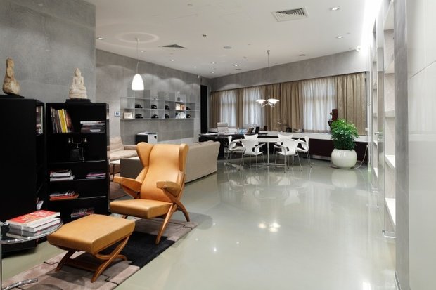 Фотография: Гостиная в стиле Хай-тек, Советы, напольное покрытие, Тимур Абдрахманов, Квадрим – фото на INMYROOM