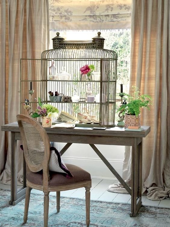 Фотография: Кабинет в стиле Прованс и Кантри, Декор интерьера – фото на INMYROOM