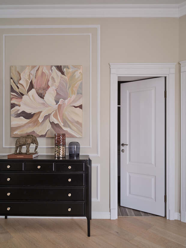 Фотография: Кабинет в стиле Классический, Современный, Дом, Проект дня, Москва, Дом и дача, Блочный дом, 4 и больше, Более 90 метров, классический с современными элементами, Екатерина Бачурина – фото на INMYROOM