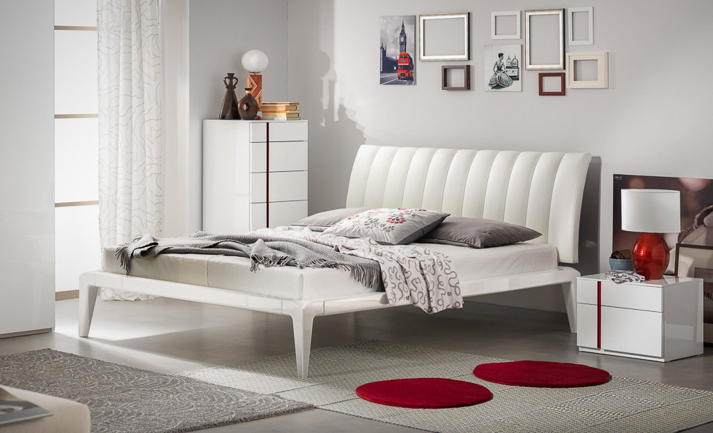 Фото из портфолио Глянцевая кровать с мягким изголовьем Milana i005b – фотографии дизайна интерьеров на INMYROOM Фото из портфолио Глянцевая кровать с мягким изголовьем Milana i005b – фотографии дизайна интерьеров на INMYROOM