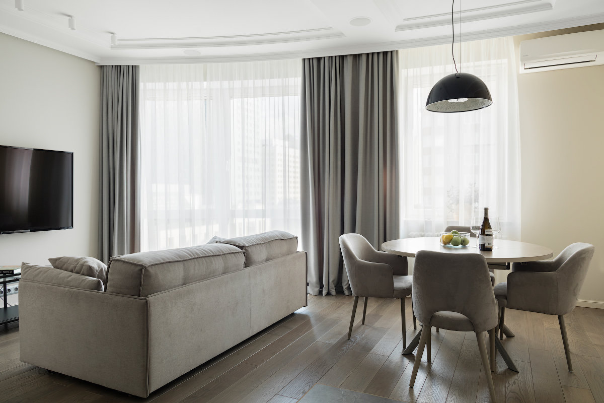 Фотография: Кухня и столовая в стиле Современный, Квартира, Проект недели, Москва, Евгения Матвеенко, FlatsDesign, Монолитный дом, 4 и больше, Более 90 метров – фото на INMYROOM Фотография: Кухня и столовая в стиле Современный, Квартира, Проект недели, Москва, Евгения Матвеенко, FlatsDesign, Монолитный дом, 4 и больше, Более 90 метров – фото на INMYROOM