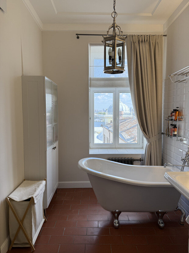 Фотография: Ванная в стиле Лофт, Современный, Эклектика, Винтажный, Квартира, Проект дня, Москва, Кирпичный дом, 3 комнаты, 60-90 метров, Сабина Неровня, современный с элементами классики и лофта – фото на INMYROOM