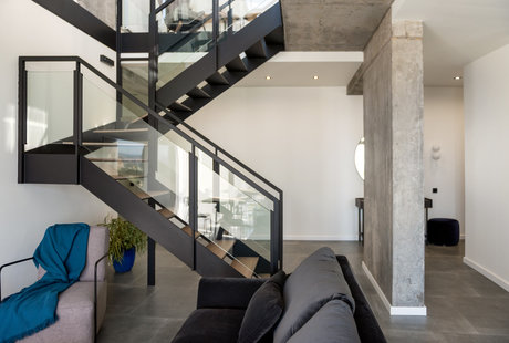 Монохромные апартаменты