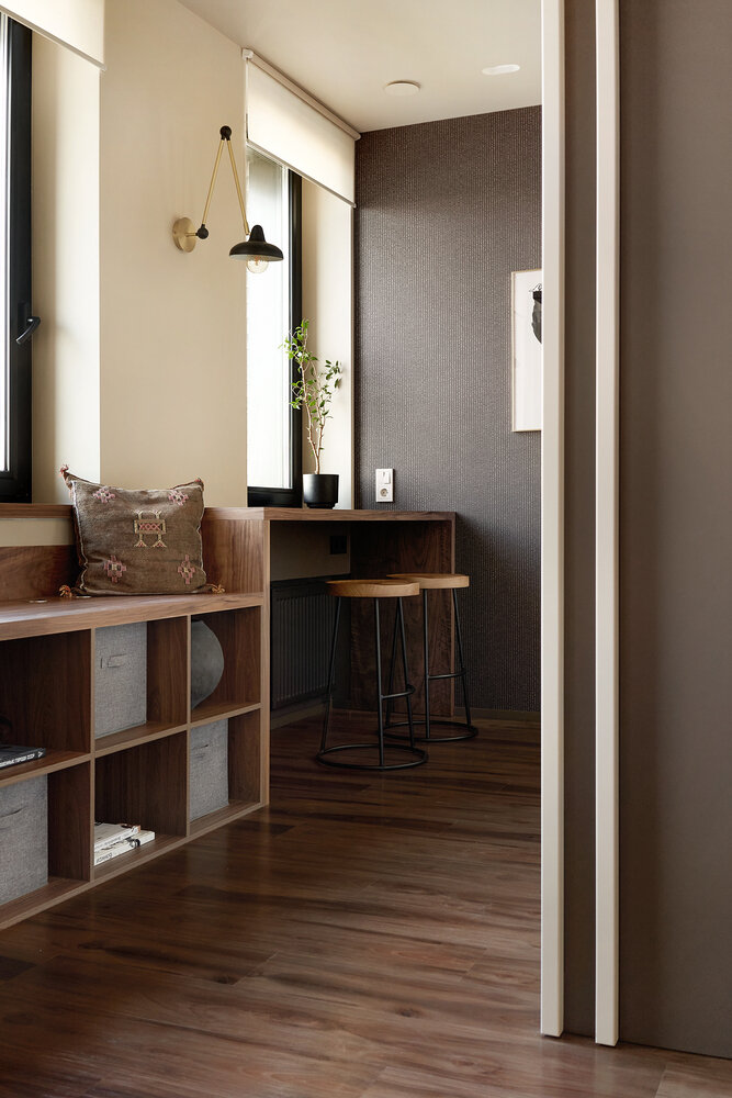 Фотография: Кухня и столовая в стиле Современный, Малогабаритная квартира, Квартира, Проект дня, Москва, 2 комнаты, до 40 метров, Монолитно-кирпичный, Анна Малютина, современный с элементами этники – фото на INMYROOM Фотография: Кухня и столовая в стиле Современный, Малогабаритная квартира, Квартира, Проект дня, Москва, 2 комнаты, до 40 метров, Монолитно-кирпичный, Анна Малютина, современный с элементами этники – фото на INMYROOM