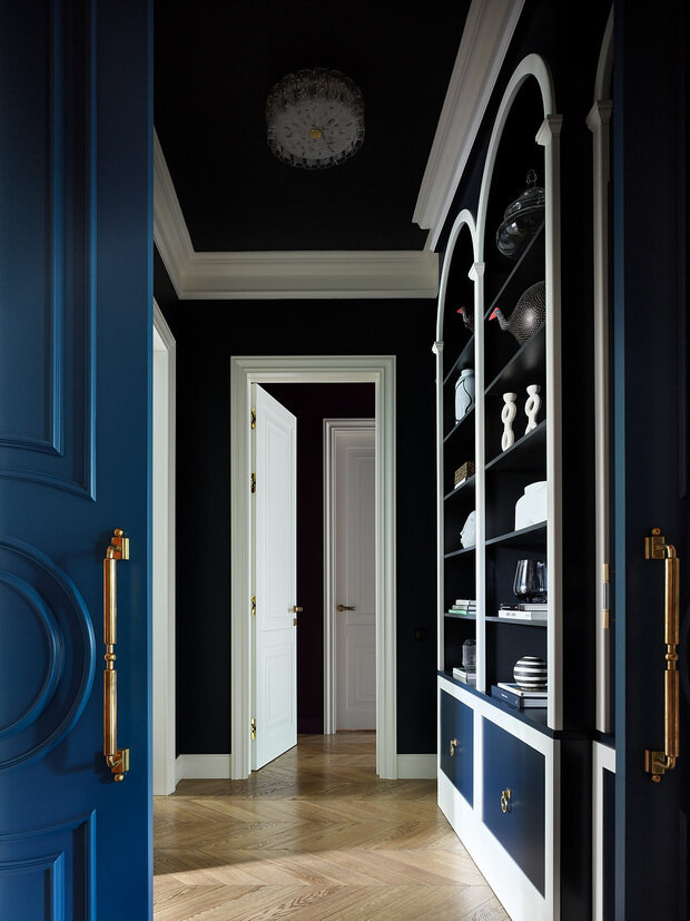 Фотография: Прихожая в стиле Классический, Эклектика, Квартира, Проект недели, Москва, Кирпичный дом, 4 и больше, Более 90 метров, Алиса Шабельникова, #эксклюзивныепроекты – фото на INMYROOM