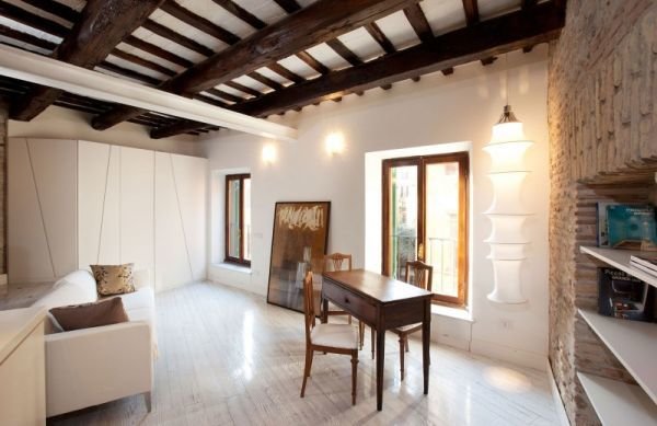 Фотография: Гостиная в стиле Лофт, Малогабаритная квартира, Квартира, Дома и квартиры – фото на INMYROOM