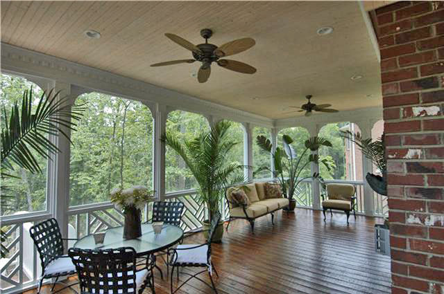 Фотография: Балкон, Терраса в стиле Прованс и Кантри, – фото на INMYROOM Фотография: Балкон, Терраса в стиле Прованс и Кантри, – фото на INMYROOM