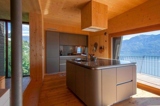 Фото из портфолио Дом у озера в Швейцарии – фотографии дизайна интерьеров на INMYROOM