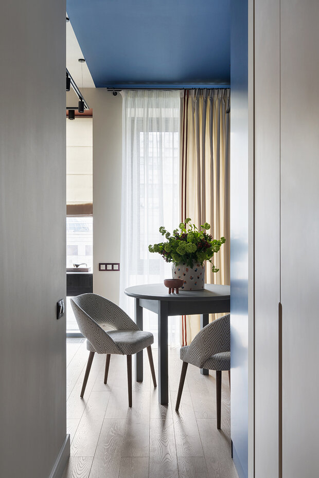 Фотография: Кухня и столовая в стиле Современный, Минимализм, Квартира, Проект дня, Москва, 2 комнаты, до 40 метров, Gromova Buro, Анна Громова – фото на INMYROOM