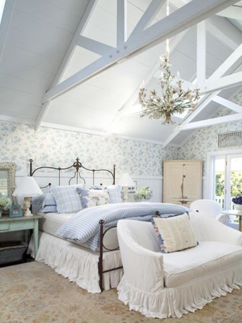 Фотография: Спальня в стиле , Декор интерьера, Мебель и свет – фото на INMYROOM Фотография: Спальня в стиле , Декор интерьера, Мебель и свет – фото на INMYROOM