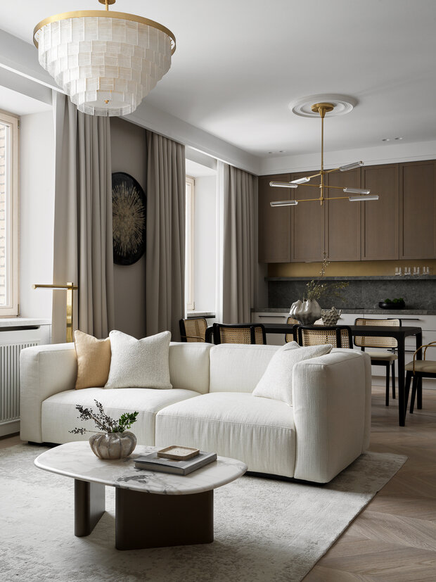 Фотография: Кухня и столовая в стиле Современный, Квартира, Проект дня, Москва, 2 комнаты, 60-90 метров, Эксклюзивные проекты, минимализм с элементами современного дизайна, эклектика: парижский шик, Кирилл Шабанов – фото на INMYROOM