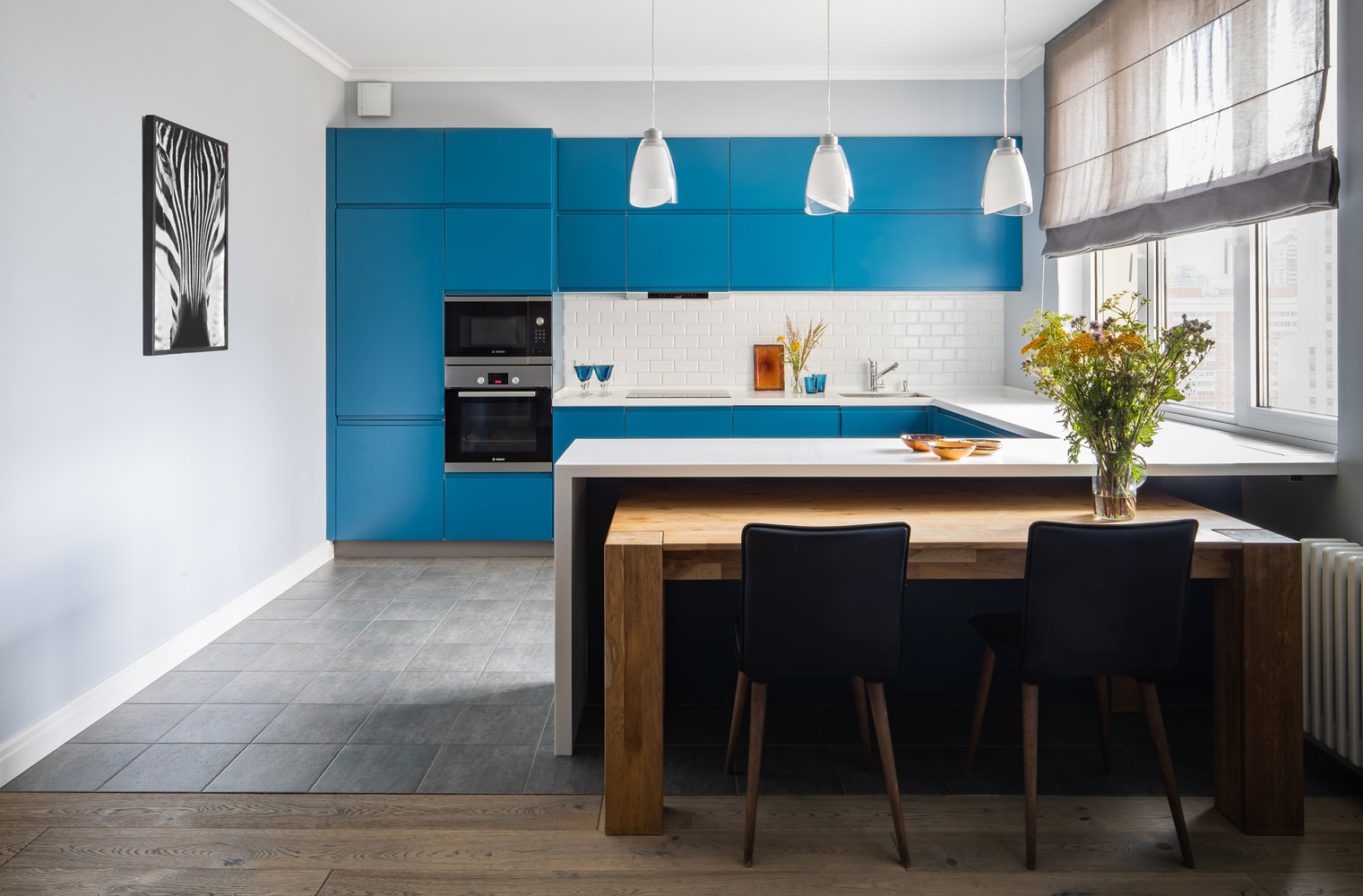 Фотография: Кухня и столовая в стиле Современный, Ванная, Детская, Спальня, Квартира, Проект недели, Голубой, 3 комнаты, ПРЕМИЯ INMYROOM – фото на INMYROOM Фотография: Кухня и столовая в стиле Современный, Ванная, Детская, Спальня, Квартира, Проект недели, Голубой, 3 комнаты, ПРЕМИЯ INMYROOM – фото на INMYROOM