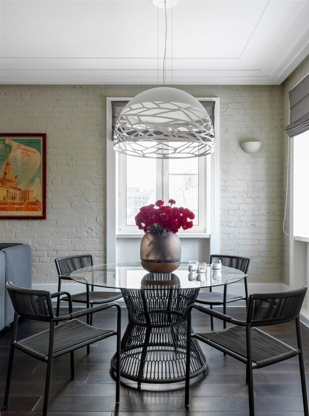 Фотография: Кухня и столовая в стиле Современный, Эклектика, Винтажный, Квартира, Проект недели, Москва, Михаил Новинский, Кирпичный дом, 4 и больше, Более 90 метров, Марк Гришин, Анастасия Коннова – фото на INMYROOM