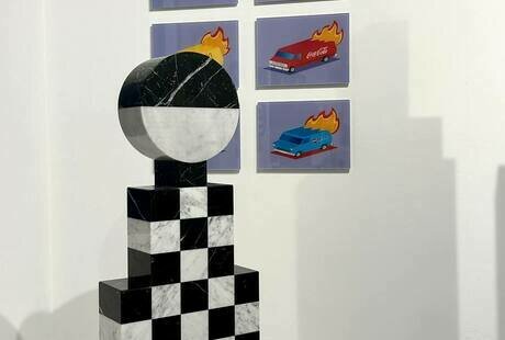 Мраморный Чебурашка - новая звезда арт-выставок.