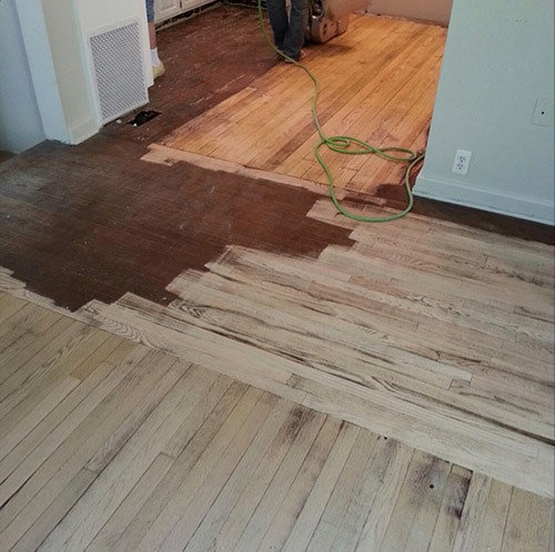 Фотография: Кухня и столовая в стиле Скандинавский, Современный, Классический, Эклектика, Декор интерьера, Квартира, США, Интерьерный стиль, Дизайн интерьера, Декор, Белый, Переделка, Ремонт, Серый, ИКЕА, паркет, отделка, отделка пола, косметический ремонт, экспресс-ремонт – фото на INMYROOM Фотография: Кухня и столовая в стиле Скандинавский, Современный, Классический, Эклектика, Декор интерьера, Квартира, США, Интерьерный стиль, Дизайн интерьера, Декор, Белый, Переделка, Ремонт, Серый, ИКЕА, паркет, отделка, отделка пола, косметический ремонт, экспресс-ремонт – фото на INMYROOM