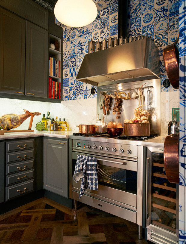 Фото из портфолио ТРУДНО НЕ ВЛЮБИТЬСЯ В ЭТУ ДЕРЕВЕНСКУЮ КУХНЮ – фотографии дизайна интерьеров на INMYROOM