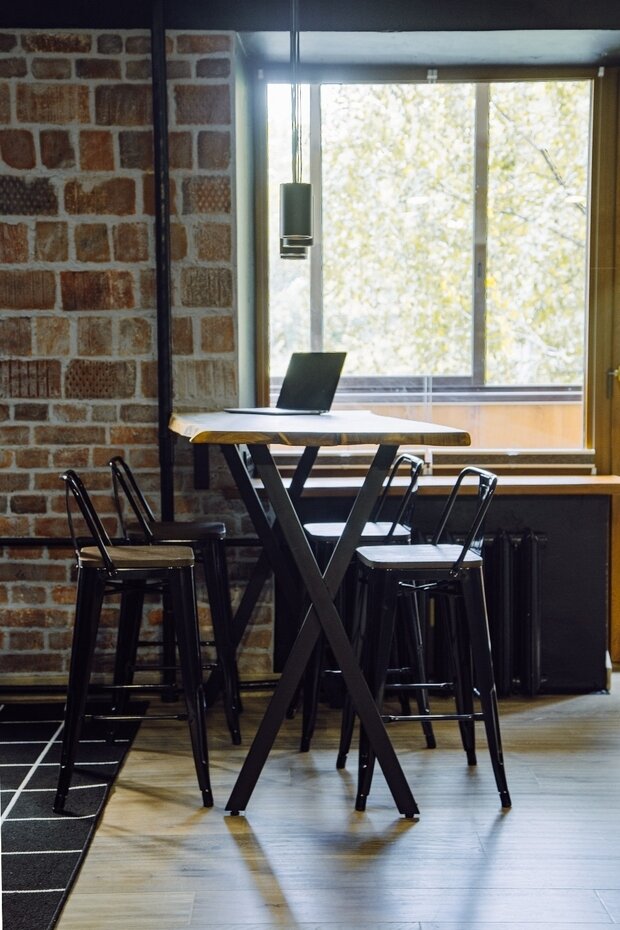 Фотография: Кухня и столовая в стиле Лофт, Малогабаритная квартира, Квартира, Проект недели, Москва, Кирпичный дом, 2 комнаты, 40-60 метров, Павел Фотеев – фото на INMYROOM