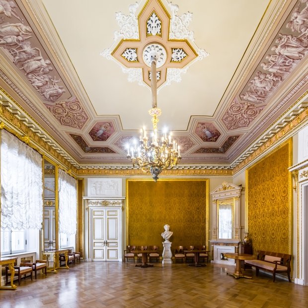 Фото из портфолио Аничков дворец – фотографии дизайна интерьеров на InMyRoom.ru