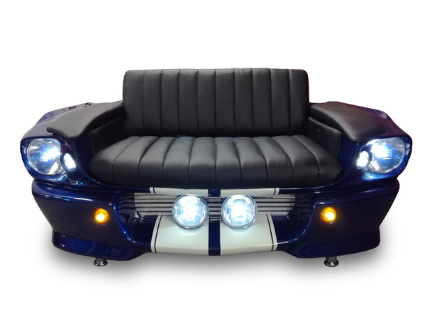 Фото из портфолио Диван из Ford Mustang – фотографии дизайна интерьеров на INMYROOM