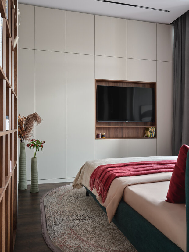 Фотография: Спальня в стиле Современный, Малогабаритная квартира, Квартира, Проект дня, Новая Москва, Монолитный дом, 2 комнаты, 40-60 метров, Руслан Битиев – фото на INMYROOM