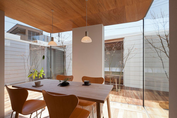 Фотография: Кухня и столовая в стиле Эко, Дом, Дома и квартиры, Япония – фото на INMYROOM