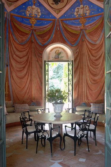 Фотография: Кухня и столовая в стиле Восточный, Дома и квартиры, Интерьеры звезд, Moscow Sotheby's International Realty – фото на INMYROOM