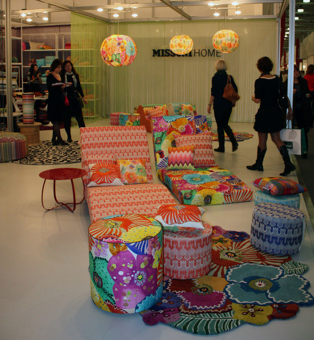 Фотография: Мебель и свет в стиле Современный, Artemide, Flos, PROVASI, Индустрия, События, Маркет, Мягкая мебель, Missoni, Пэчворк, Porada, LLADRO – фото на INMYROOM