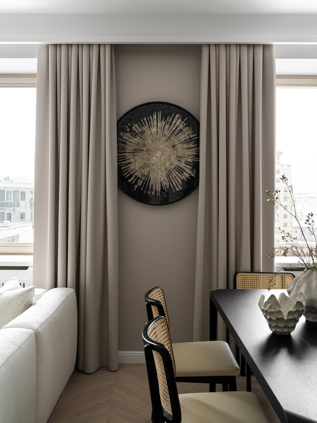 Фотография: Кухня и столовая в стиле Современный, Квартира, Проект дня, Москва, 2 комнаты, 60-90 метров, Эксклюзивные проекты, минимализм с элементами современного дизайна, эклектика: парижский шик, Кирилл Шабанов – фото на INMYROOM