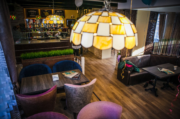 Фото из портфолио Кафе в г. Луга – фотографии дизайна интерьеров на INMYROOM