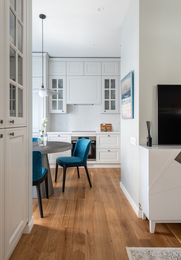 Фотография: Кухня и столовая в стиле Классический, Современный, Эклектика, Квартира, Проект недели, Москва, 3 комнаты, 60-90 метров, Андрей Байков, Наталья Самохина – фото на INMYROOM