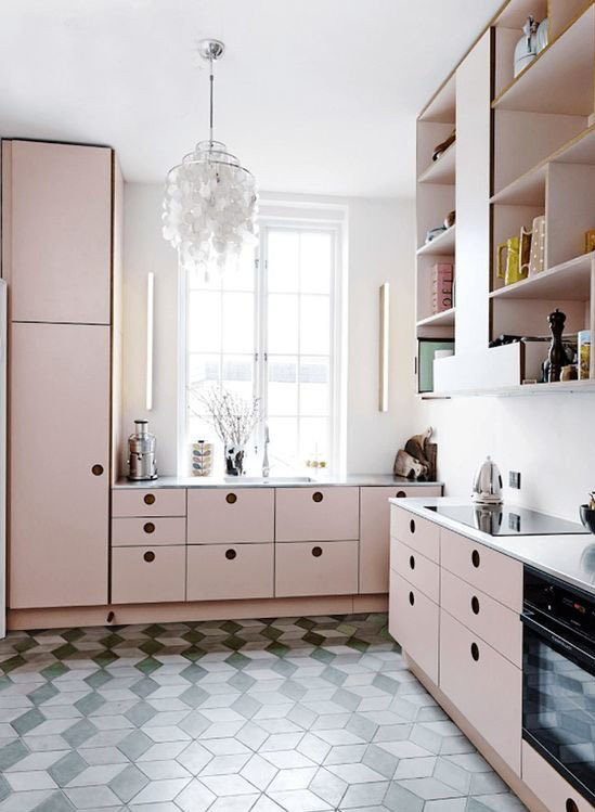 Фотография: Кухня и столовая в стиле Скандинавский, Декор интерьера, Декор, Розовый – фото на INMYROOM