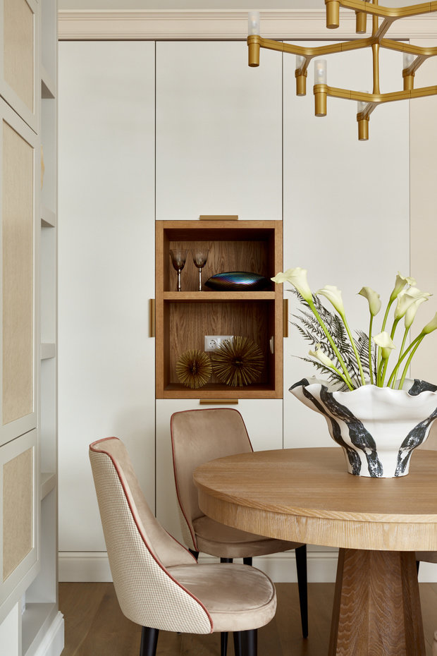 Фотография: Гостиная в стиле Классический, Современный, Квартира, Проект недели, Москва, 2 комнаты, 40-60 метров, Елена Маркина – фото на INMYROOM