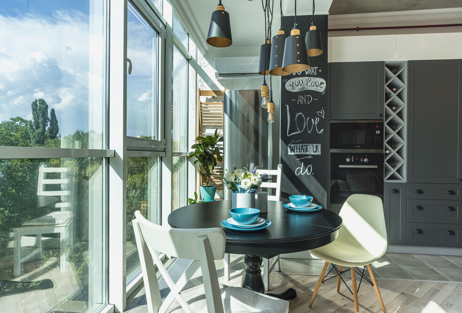 Фотография: Кухня и столовая в стиле Скандинавский, Современный, Квартира, Проект недели, Бирюзовый, 1 комната, 40-60 метров, Симферополь, Татьяна Петрова – фото на INMYROOM