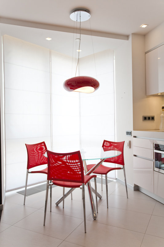 Фотография: Кухня и столовая в стиле Хай-тек, Квартира, Дома и квартиры, Минимализм – фото на INMYROOM