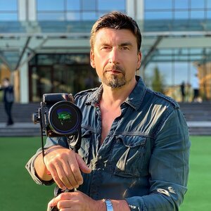 Фотограф Эллиот Баскер