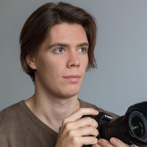 Фотограф Леонид Семов