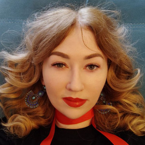 Дизайнер интерьера Алёна Грудинина